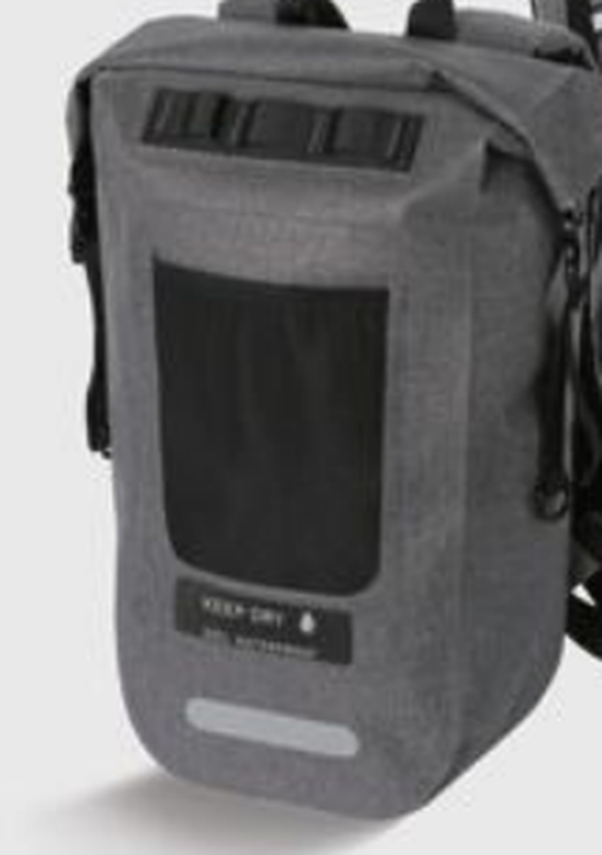 Mochila roll-top, gris, bolsillo de malla